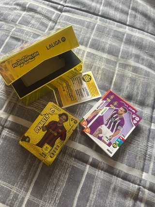 Caja Adrenalyn XL Dynasty 24/25