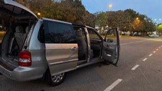 KIA Carnival 2006