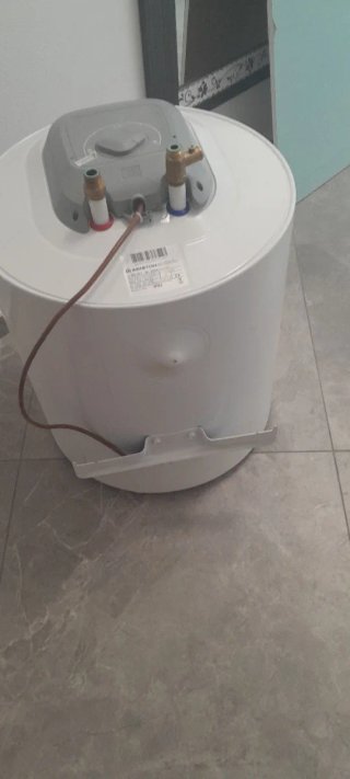 Scaldabagno Ariston 50L Bianco
