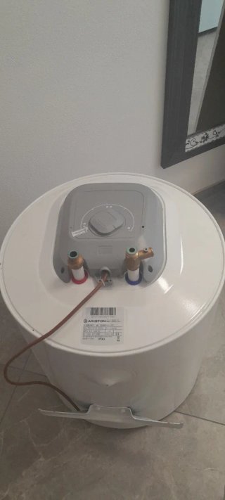 Scaldabagno Ariston 50L Bianco