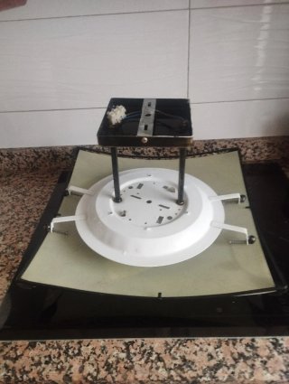 Lámpara de bronce envejecido