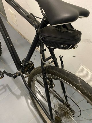 Bicicleta Negra Montaña.