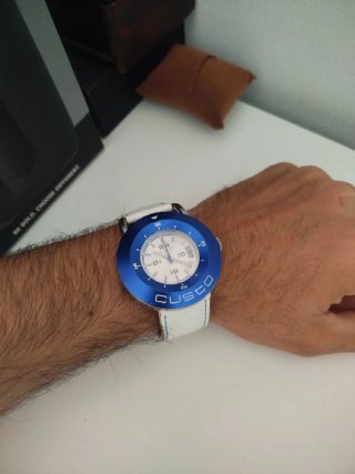 Reloj Custo Azul y Blanco