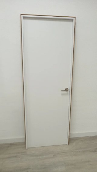 Puerta Blanca Interior con marco