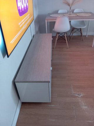 Mueble Salón Ikea Blanco y Madera