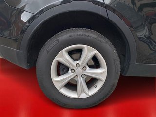 Land-Rover Discovery Sport 2.0 Td4 SE AWD