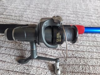 Caña y carrete de pesca spinning GT3000
