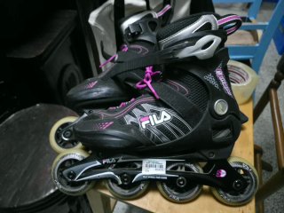 Patinete Patines en Línea Fila DIN EN 13843