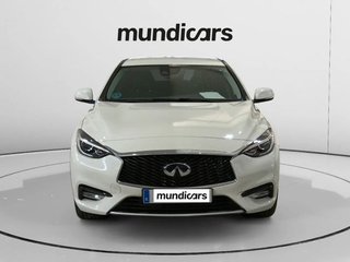 Infiniti Q30 1.6 Premium Tech