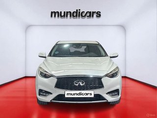 Infiniti Q30 1.6 Premium Tech