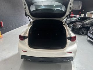 Infiniti Q30 1.6 Premium Tech