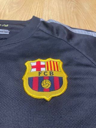 FC Barcelona Messi 10 preta/amarela – Tamanho L