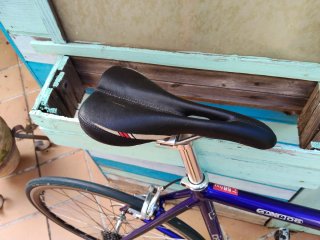 Bicicleta de carretera de aluminio