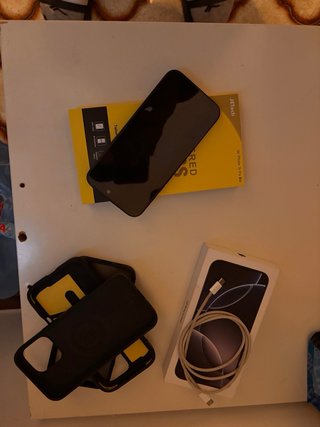 iPhone 16 Pro Max 512 GB - 93% Batería