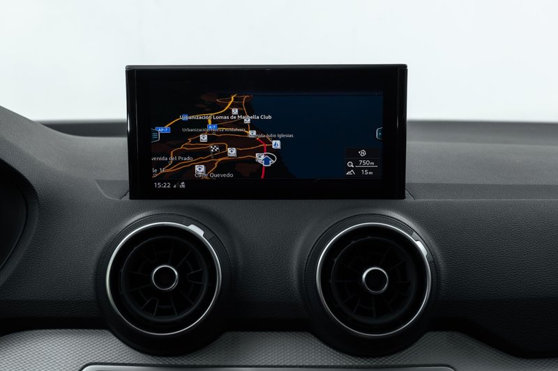 Audi Q2 2021, foto 32