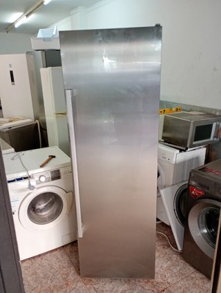 Congelador vertical 185cm 7 cajones