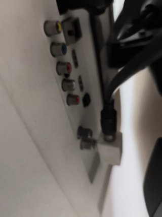 LG 27 Smart TV Blanca