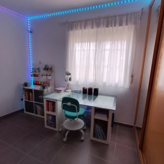 Silla infantil IKEA VIMUND turquesa