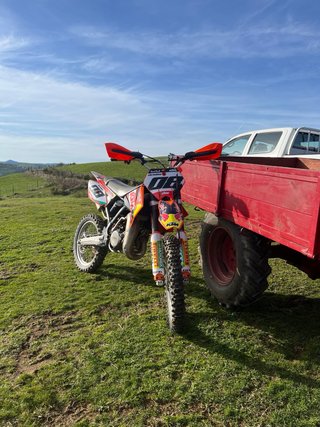 Moto KTM 85cc Cross Nieve