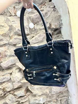 Bolso vintage cuero negro estilo 2K