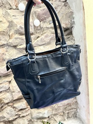 Bolso vintage cuero negro estilo 2K