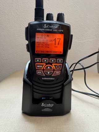 Emisora Marina Cobra HH600 DSC+GPS