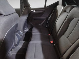 Volvo XC40 T2 Essential Auto 95 kW (129 CV)