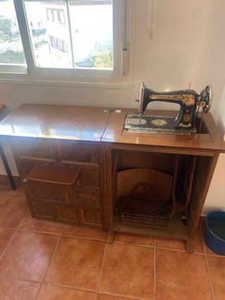 Máquina de coser Singer antigua