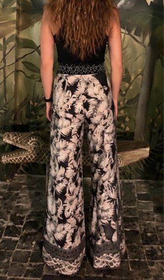 Pantalón fluido estampado