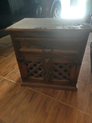 Escritorio de madera estilo mexicano