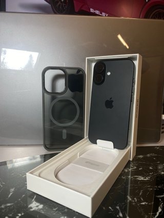 iPhone 16 / 128GB Negro
