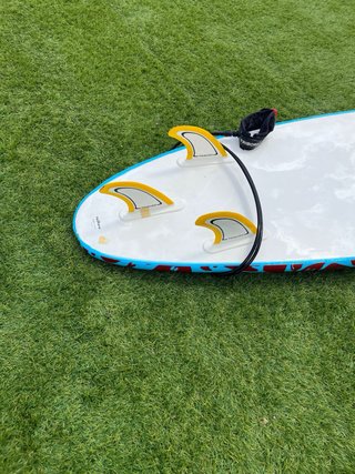 Tabla de surf infantil azul