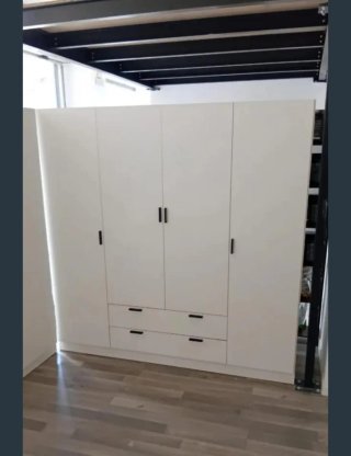 Armadi moderni in legno