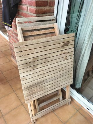 Mesa y 2 Sillas Madera Plegables Exterior