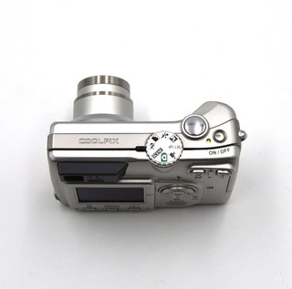 Nikon Coolpix 5200 + Batteria e Caricatore