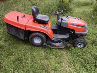 Tractor cortacésped Husqvarna
