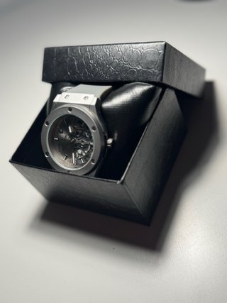 Reloj Hublot Esqueleto Plata y Negro