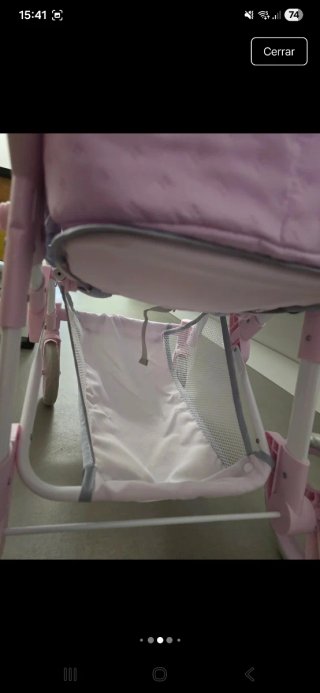 Carro de muñecas rosa
