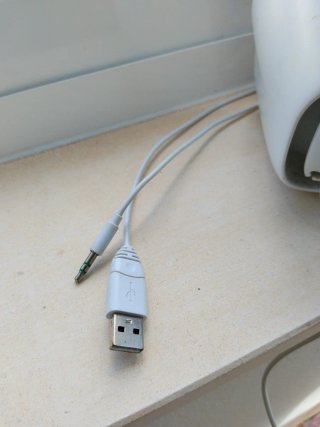 Altavoces Logitech 2.0 USB