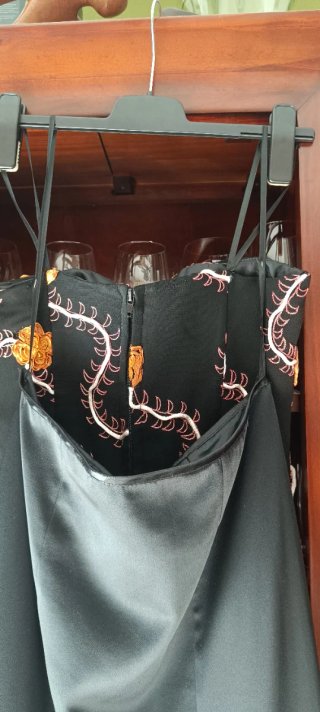 Conjunto fiesta negro y naranja