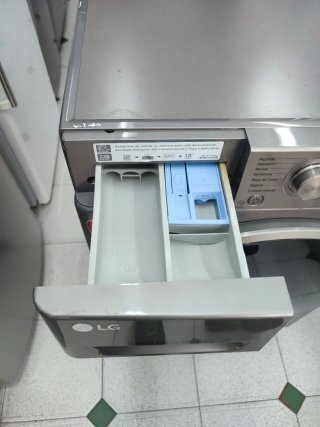 Lavadora con Secadora marca LG 8/5kg A+++ 1400rpm