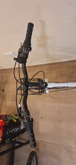 Bicicleta Trekking 26 Híbrida Ciudad/Camino