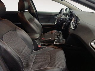 Kia Ceed 1.6 MHEV iMT Tech 100 kW (136 CV)
