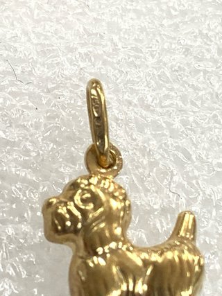 Ciondolo cane barboncino oro giallo 18k