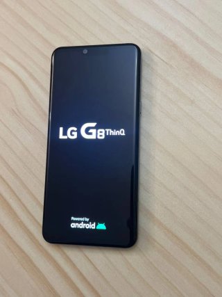 LG Smartphone Multicolor