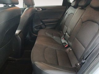 Kia Ceed 1.6 MHEV iMT Tech 100 kW (136 CV)