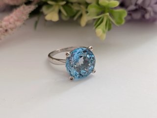 Anillo Oro Aguamarina natural