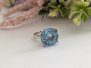 Anillo Oro Aguamarina natural