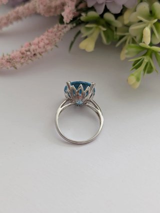 Anillo Oro Aguamarina natural
