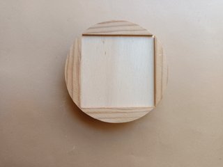 Pequeño dominó de madera